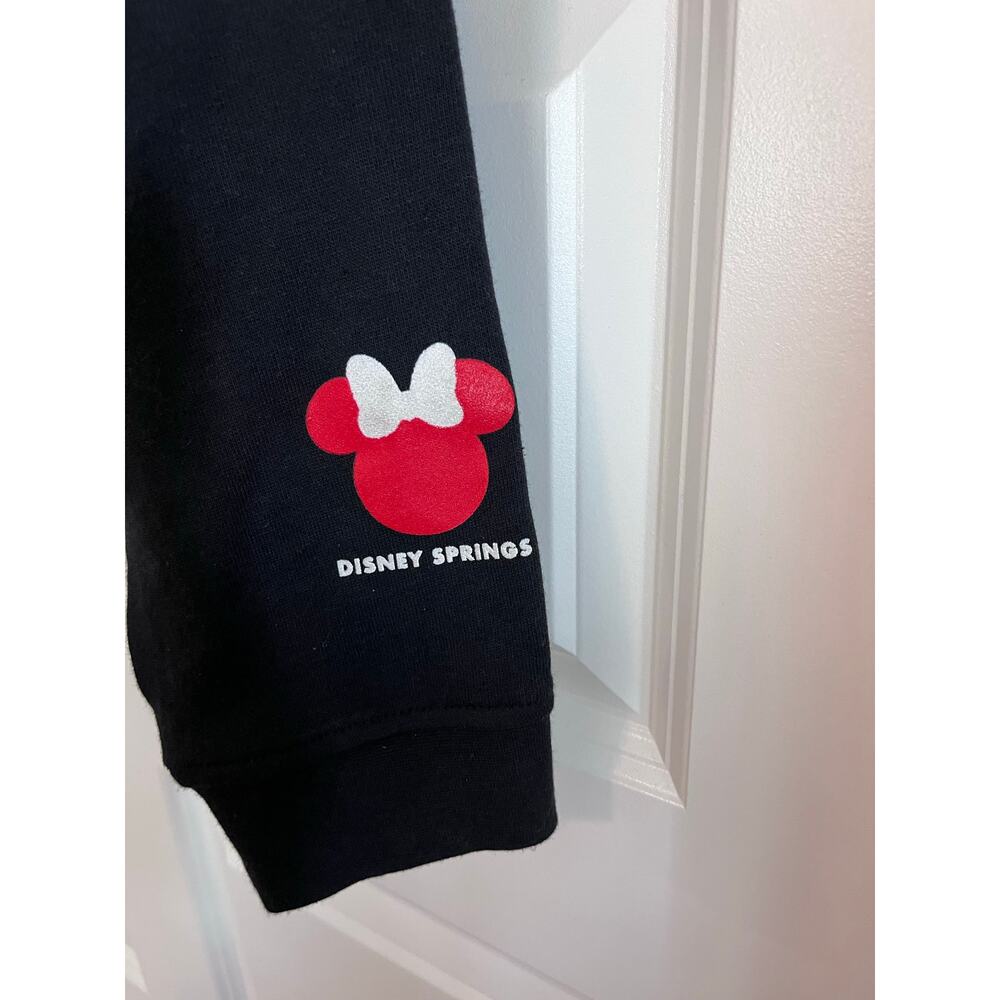 M&M World Disney Springs Cropped Graphic Hoodie Size Large Black 2020 NWT - Picture 4 of 7